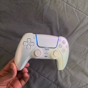 Sony DualSense Wireless Controller - Iridescent White with Blue LED